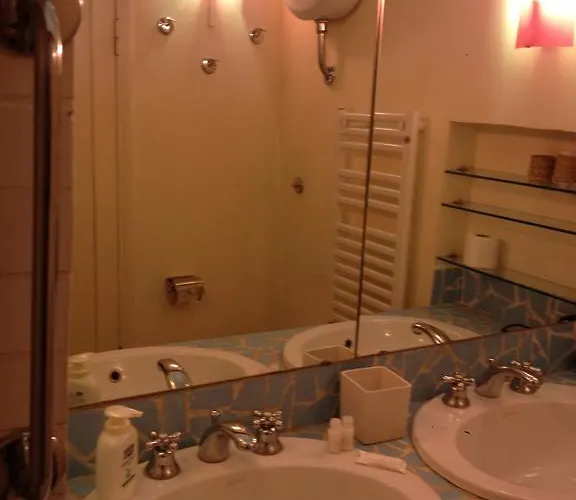 Trastevere Imperial Suites Acomodação com café da manhã 